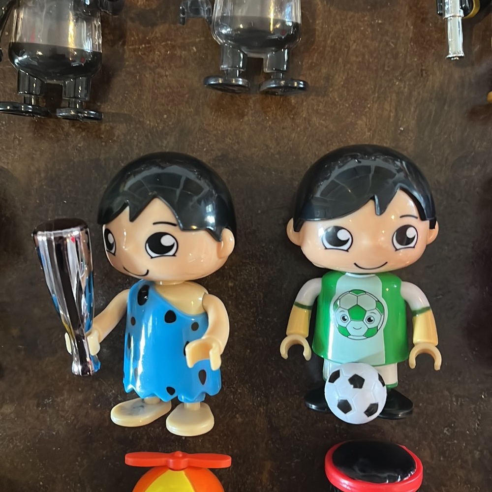 Lot of Ryan’s World Figures with Accessories - Picture 9 of 12